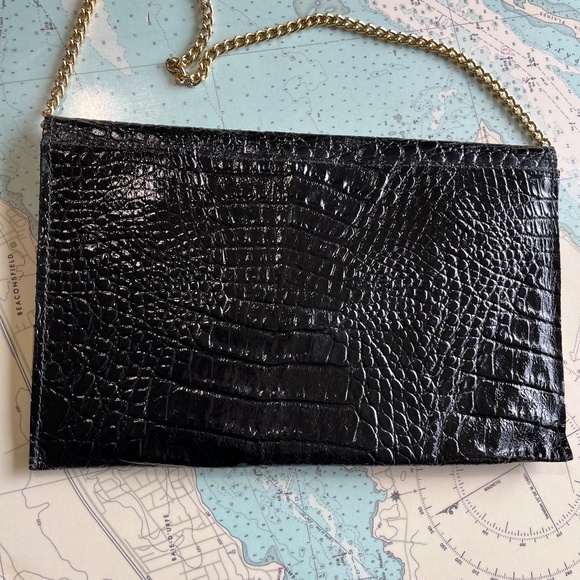 Vintage Snakeskin Bag with Gold Chain Strap - Picture 7 of 7